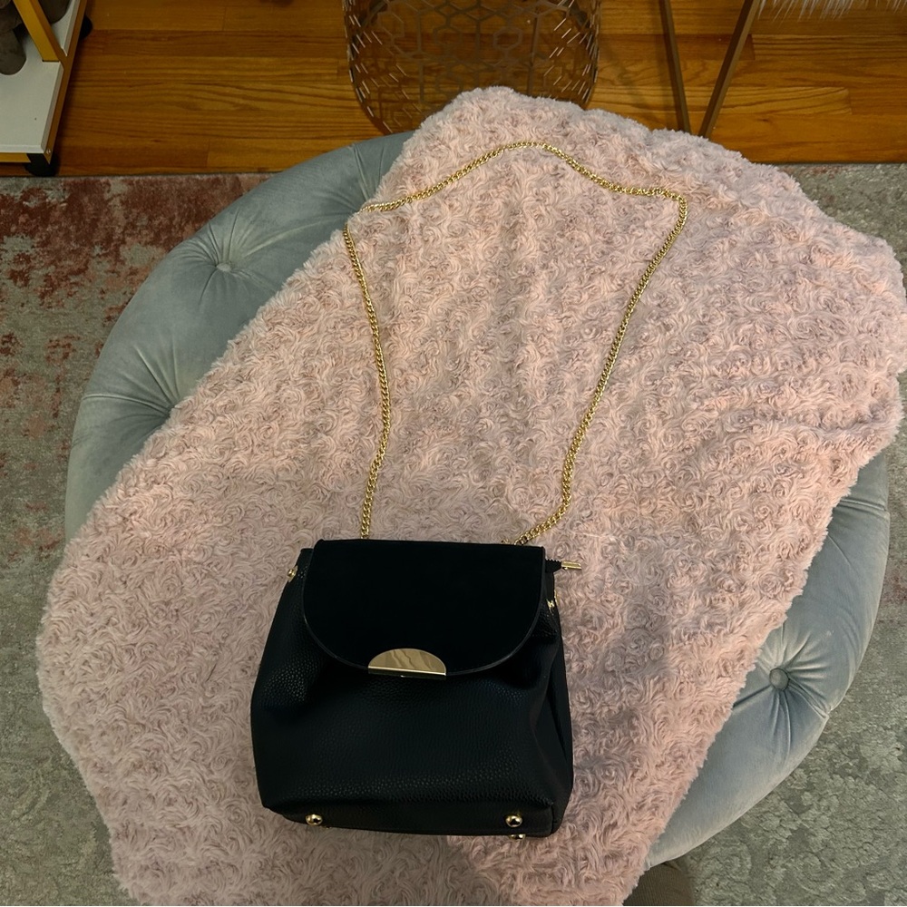 Crossbody tote